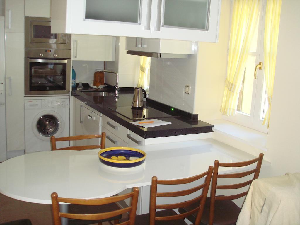 Apartamentos Valles Broto Rum bild
